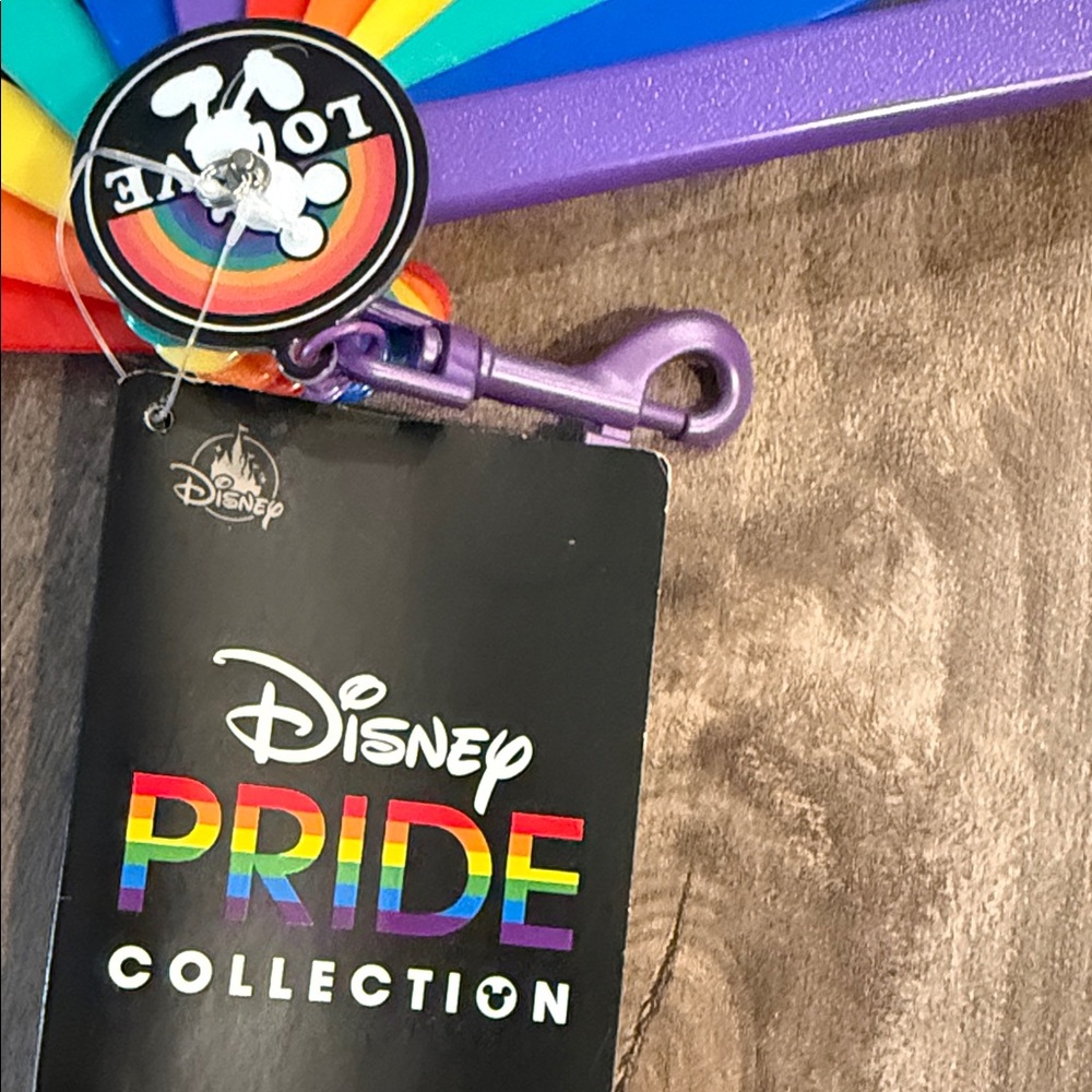Disney pride with Rainbow Mickey Design fan - Picture 5 of 6